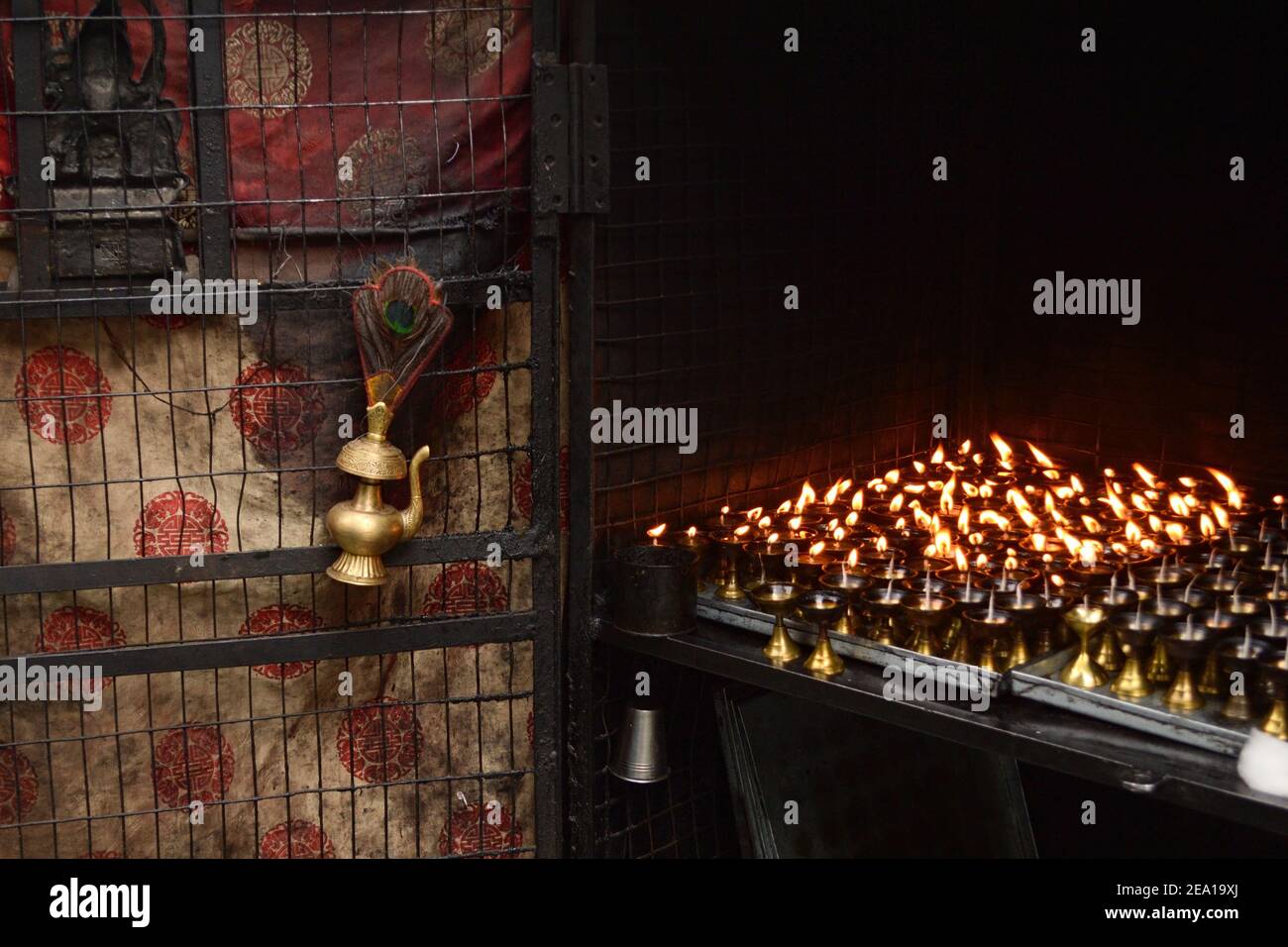 Traditional indian oil lamp hires stock photography and images Alamy