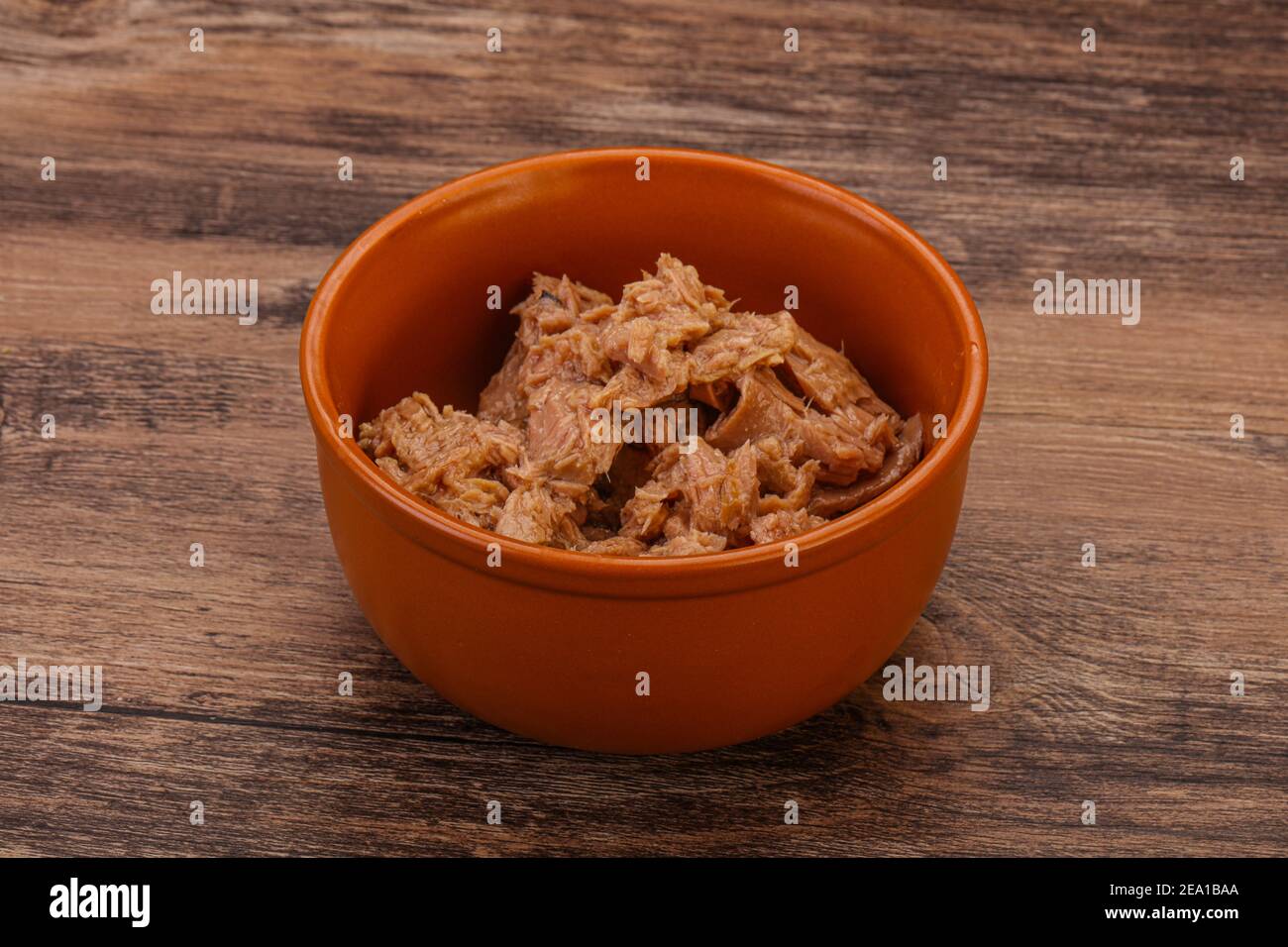 Canned tuna fish fillet for salad Stock Photo Alamy