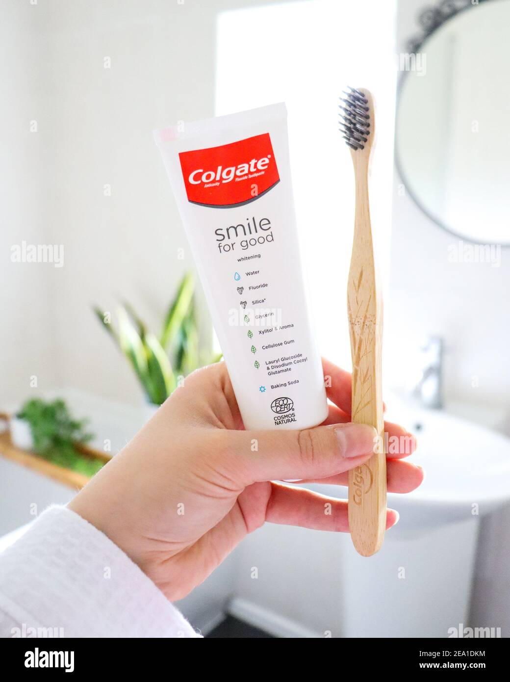 Colgate Smile for Good Whitening Toothpaste - Vegan Natural bamboo  toothbrush, dental oral hygiene Stock Photo - Alamy