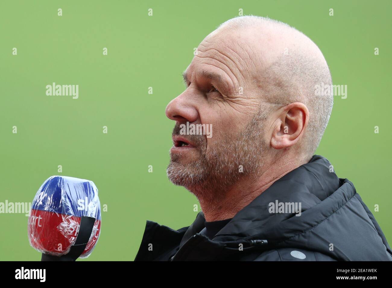 Page 5 - Thomas Bernhard High Resolution Stock Photography and Images -  Alamy