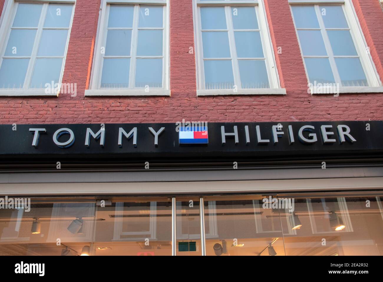 Tommy hilfiger logo icon hi-res stock photography and images - Alamy