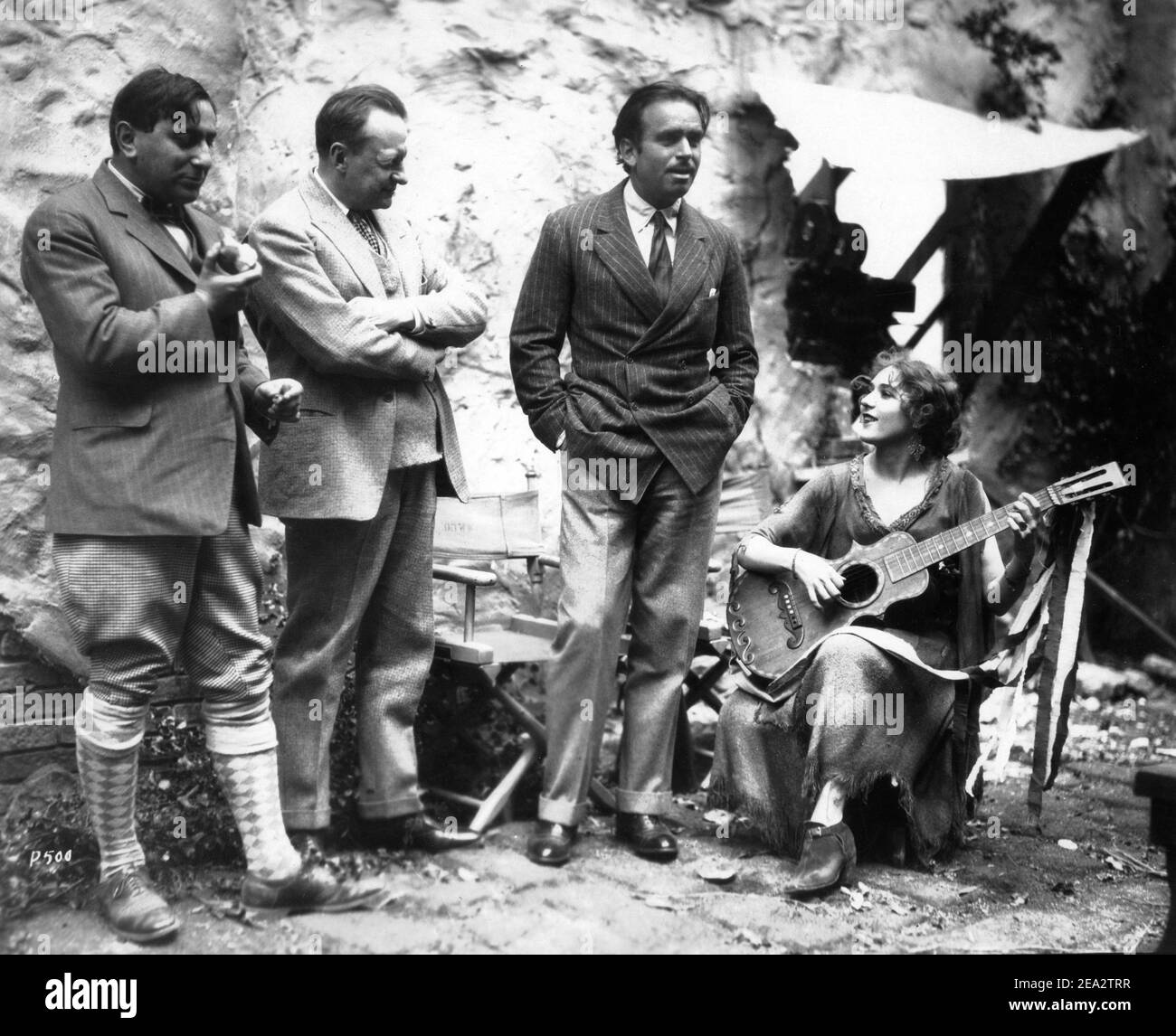 Mary pickford on set hi-res stock photography and images - Alamy