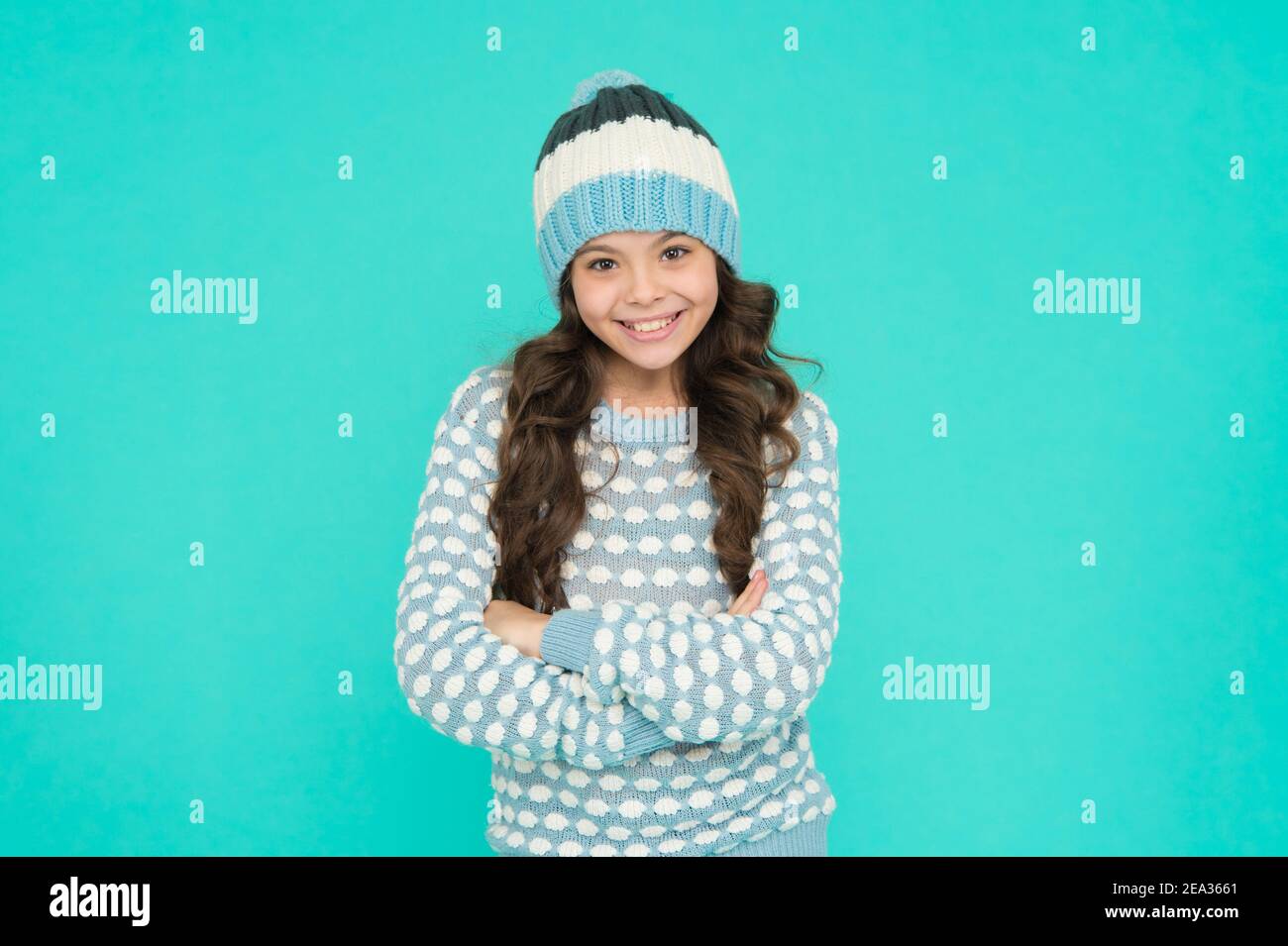 Smiling cute curly teen girl hi-res stock photography and images - Alamy