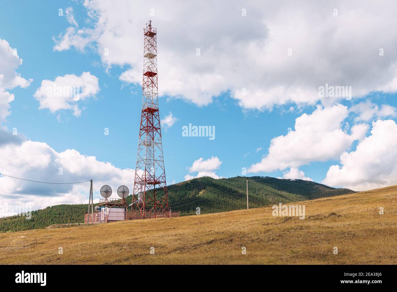 Rural antenna hires stock photography and images Alamy
