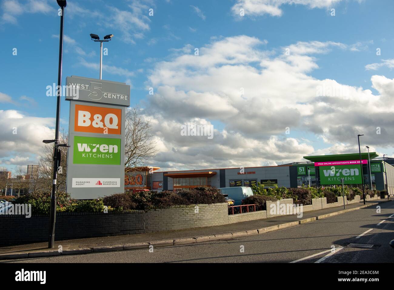 London-  West 5 Centre, a retail park in West London with B & Q and Wren Kitchen branches Stock Photo