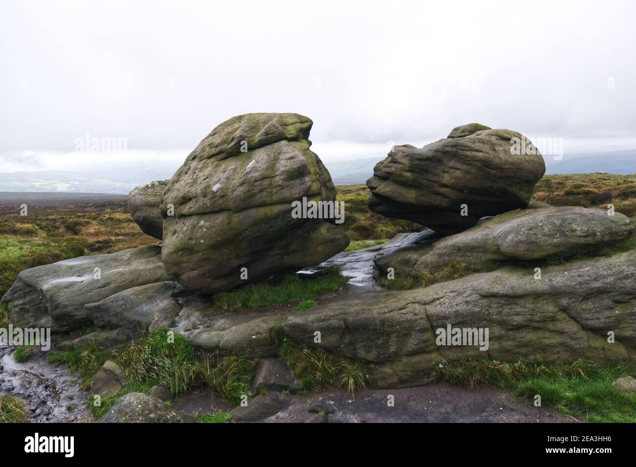 Wain Stones, also know as Kissing stones on Bleaklow, in the Peak District National Park, Derbyshire, England UK Stock Photo