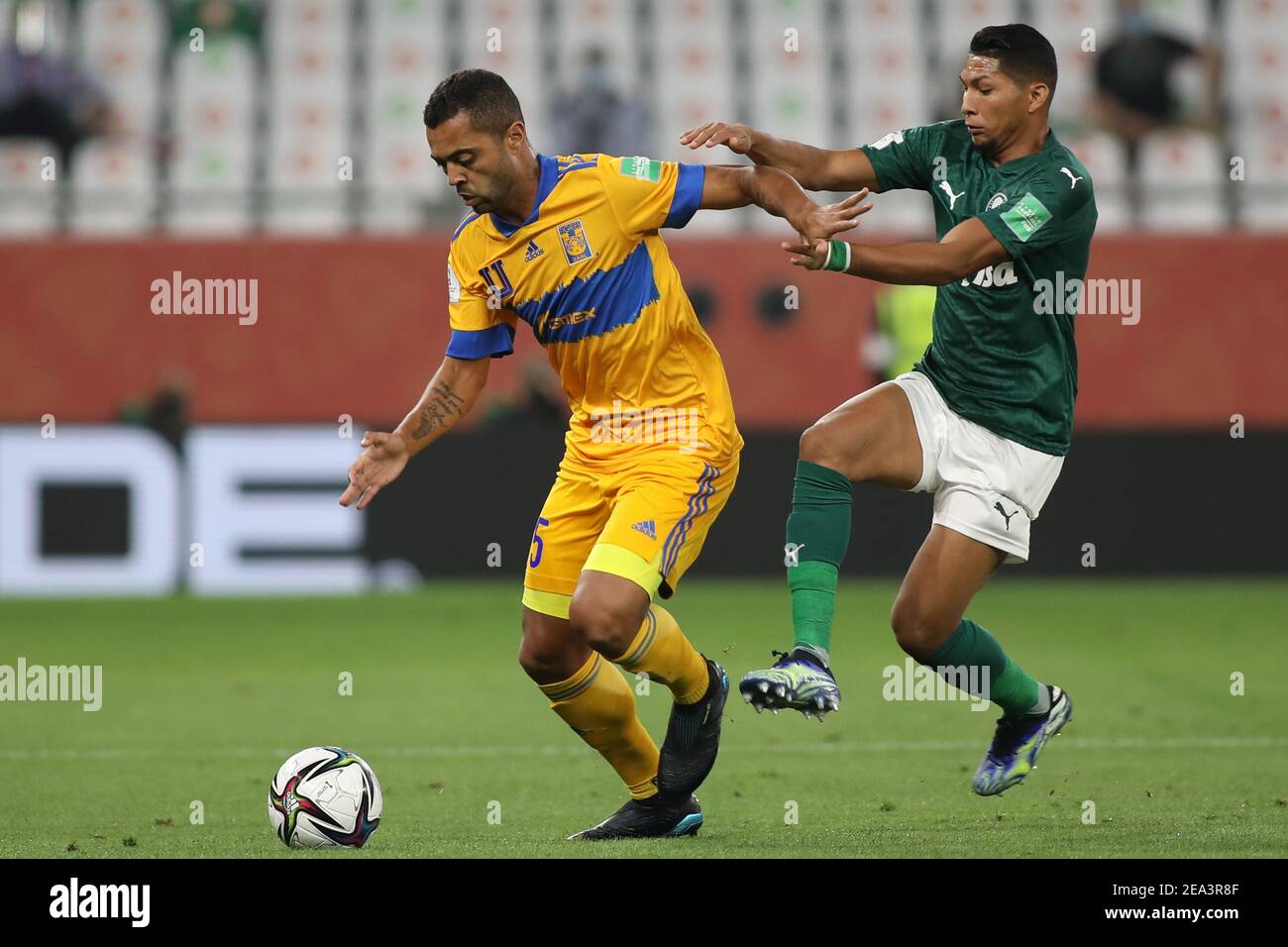 Doha Qatar February 07 Rafael Carioca Of Tigres Uanl And Rony Of Palmeiras During The Semi Final Match Between Palmeiras And Tigres Uanl At Education City Stadium On February 7 2021 In