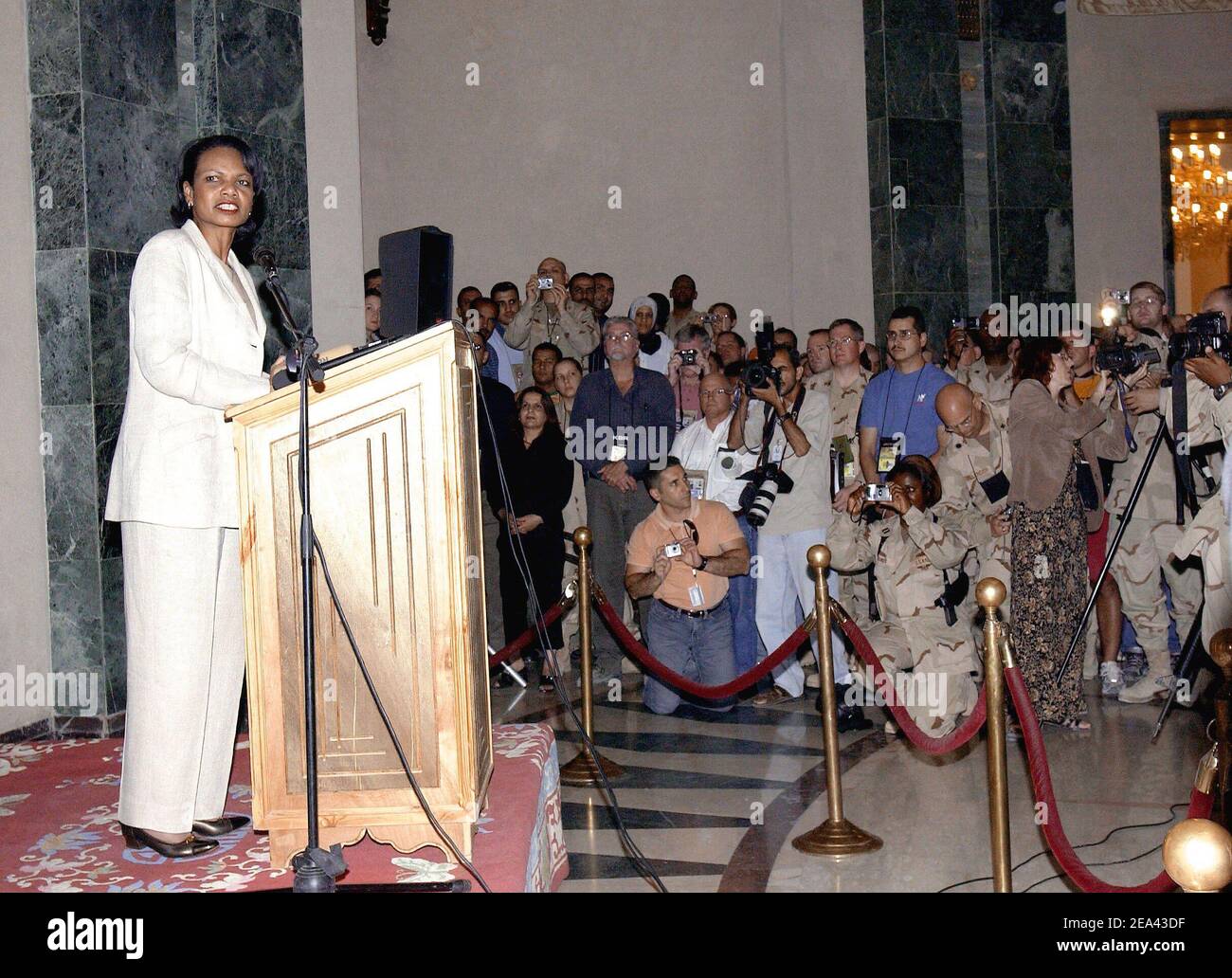 Discours Dr Hi res Stock Photography And Images Alamy discours-dr-hi-res-stock-photography-and-images-alamy