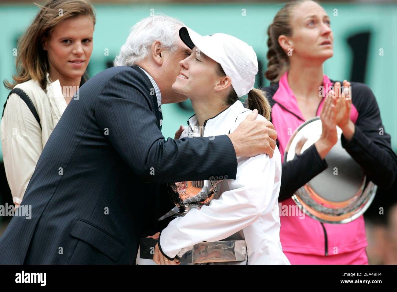 Belgian Justine Henin-Hardenne defeats French Mary Pierce 6-1, 6-1 in the Final of the French Tennis open at Roland Garros arena in Paris, on June 4, 2005. Photo by Gorassini-Zabulon/CAMELEON/ABACA. Stock Photo