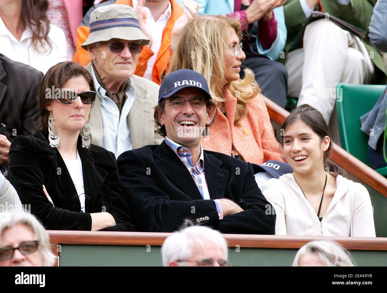 Luc Ferry with his wife and his daughter attend the men final of French Open at the Roland Garros stadium between Spain's Rafael Nadal and Argentin's Mariano Puerta in Paris, France on June 05, 2005. Photo by Gorassini-Zabulon/ABACA. Stock Photo