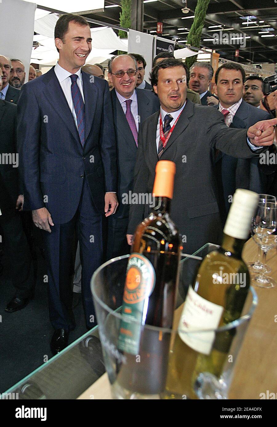 Crown Prince Felipe of Spain visits 'Vinexpo' international wine fair held in Bordeaux, southwestern France, on June 20, 2005. Photo by Patrick Bernard/ABACA. Stock Photo