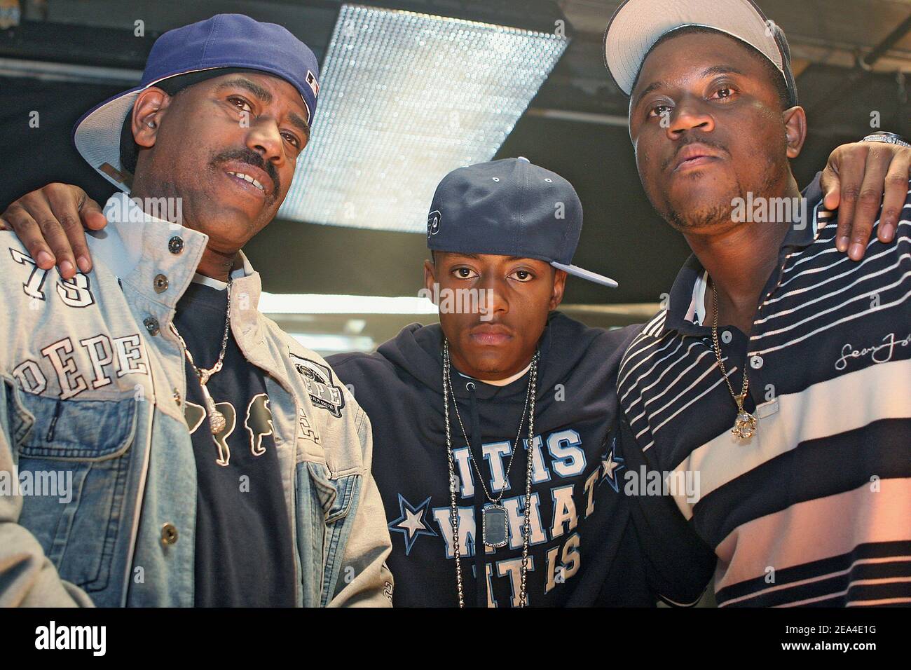 B boy stance hi-res stock photography and images - Alamy