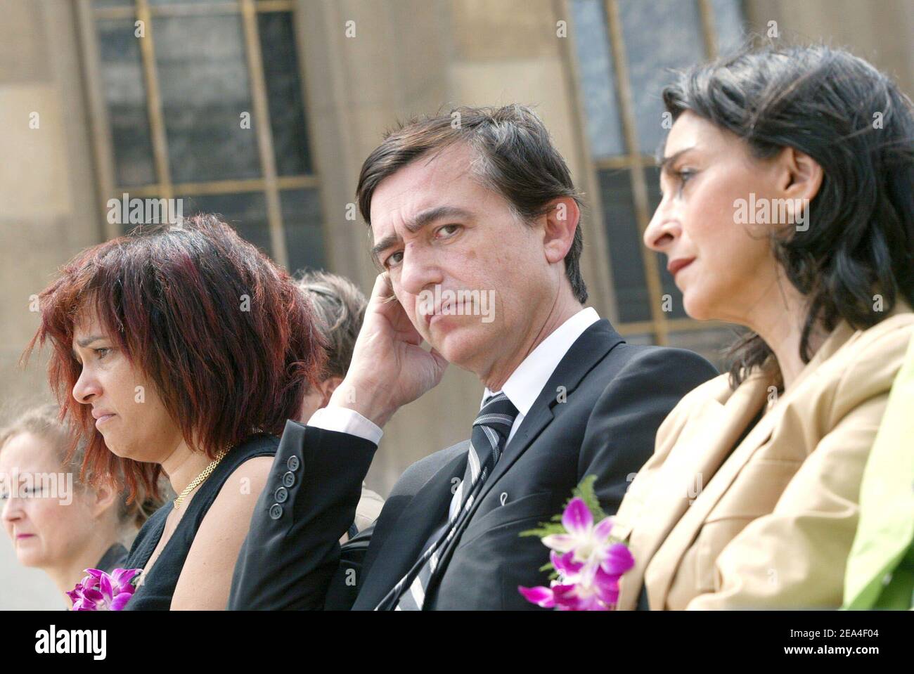 French foreign affairs minister Philippe Douste-Blazy attend a ceremony for the Tsunami victims held on Place du Trocadero in Paris, France on June 26, 2005. Photo by Mehdi Taamallah/ABACA.. Stock Photo