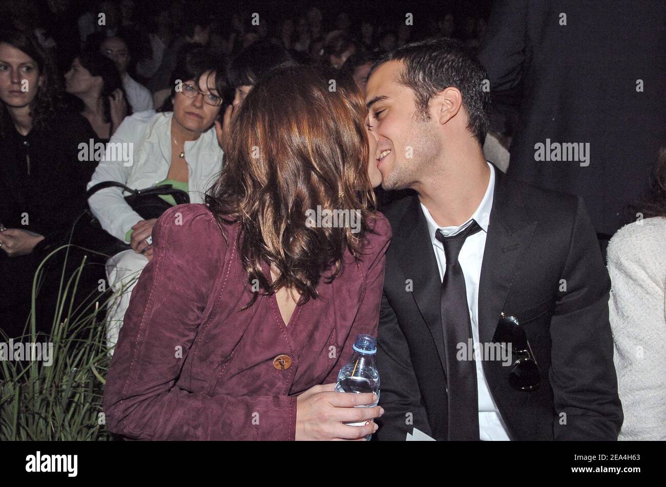 Drew Barrymore and her boyfriend Fabrizio Moretti attend the Christian Dior Haute-Couture Fall-Winter 2005-2006 collection presentation in Paris, France, July 6, 2005. Photo by Klein-Nebinger/ABACAPRESS.COM Stock Photo