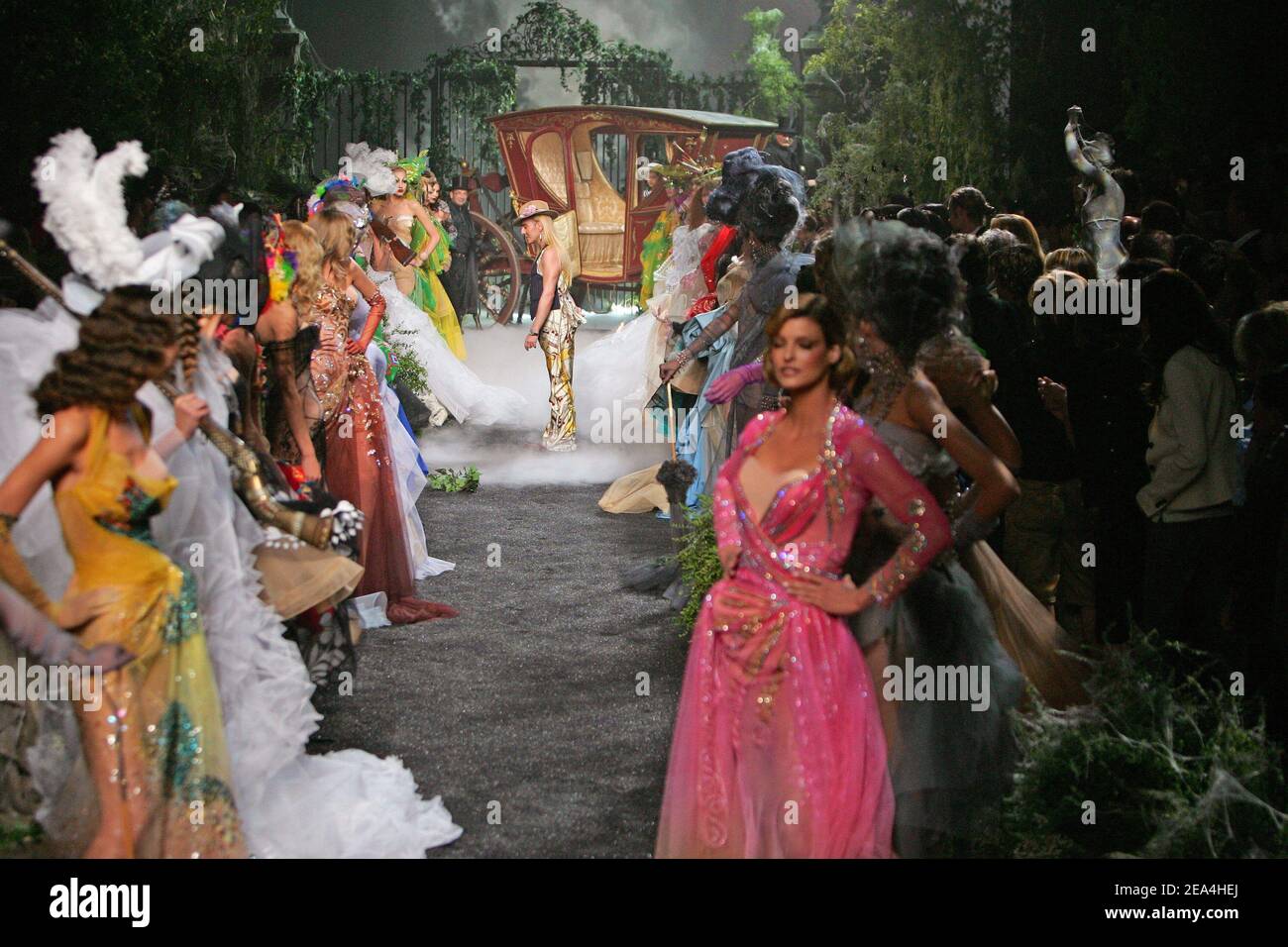 John galliano dress hi-res stock photography and images - Alamy
