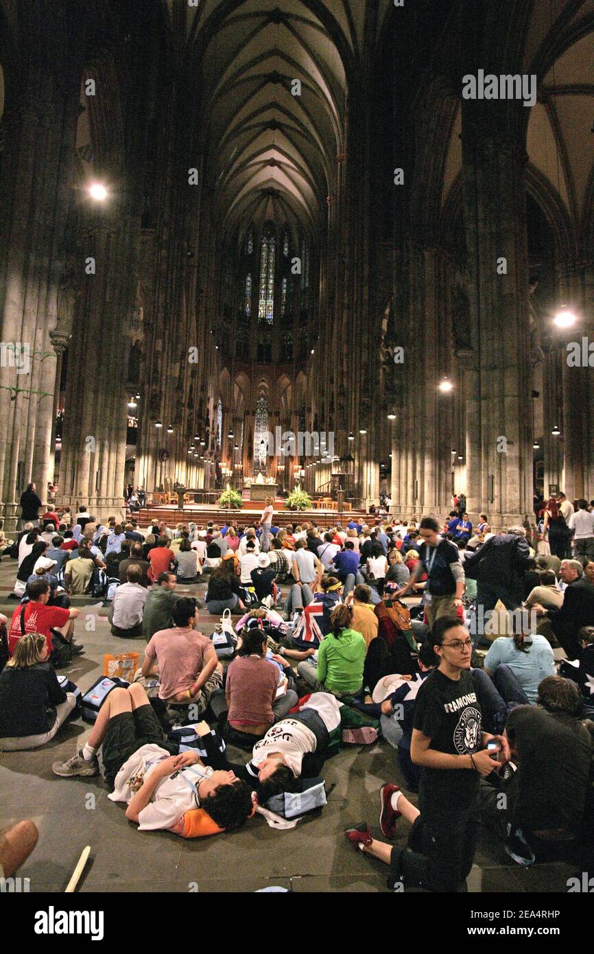 Thousands of pilgrims streamed into the west German city of Cologne on Wednesday, August 17, 2005, for the Roman Catholic Church's 20th World Youth Day, visiting the city's historic cathedral and awaiting a four-day visit from Pope Benedict XVI scheduled to arrive on August 18. Photo by Douliery-Zabulon/ABACAPRESS.COM. Stock Photo