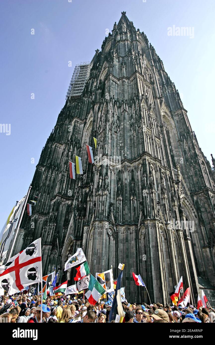 Hundreds of thousands of Catholic pilgrims have descended on the city for World Youth Day and the visit of Pope Benedict XVI, who is scheduled to arrive August 18 for a four-day visit on August 18, 2005 in Cologne, Germany. Photo by Douliery-Zabulon/ABACAPRESS.COM. Stock Photo