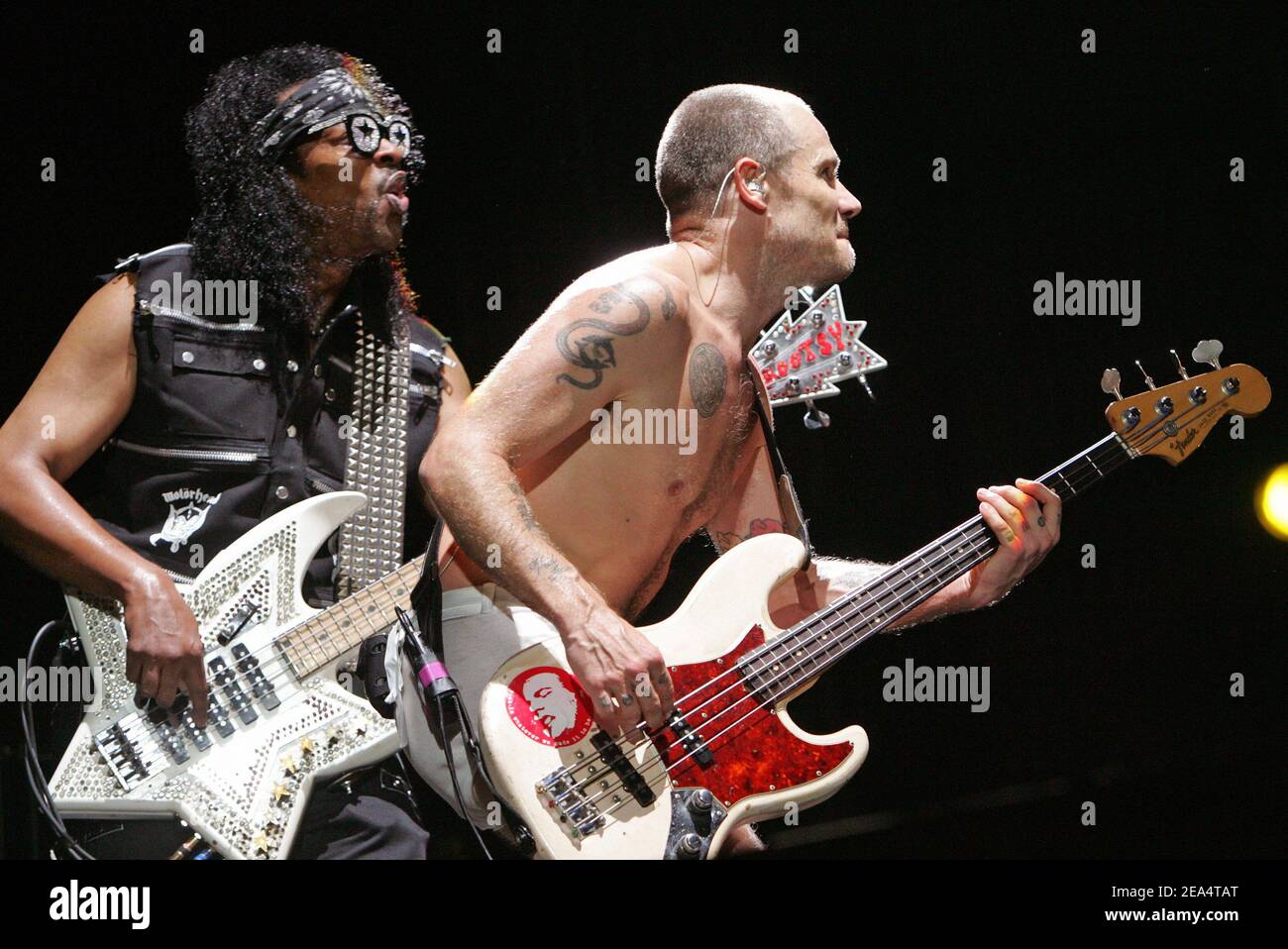 The Red Hot Chili Peppers perform a mash-up with Bootsy Collins and Snoop  Dogg at Heineken's Amsterjam on Randall Island in New York City on August  20, 2005. Photo by John Davisson/ABACAPRESS.COM