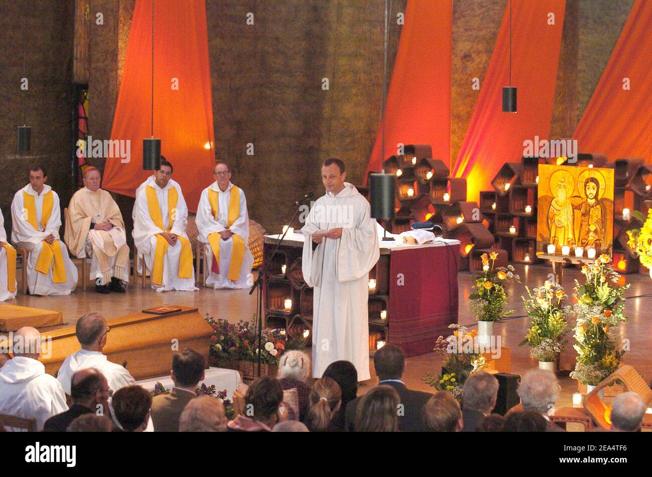 Brother Alois holds the funeral service for Brother Roger Schutz, the leader of the Taize ecumenical community, at the community's Reconciliation church in Taize, central France, on August 23, 2005. Brother Roger, 90, was slain last week when a 36-year-old mentally disturbed Romanian woman slit his throat in front of 2,500 pilgrims praying at the church. Brother Alois succeds to Brother Roger at the head of the community. Photo by Bruno Klein/ABACAPRESS.COM Stock Photo