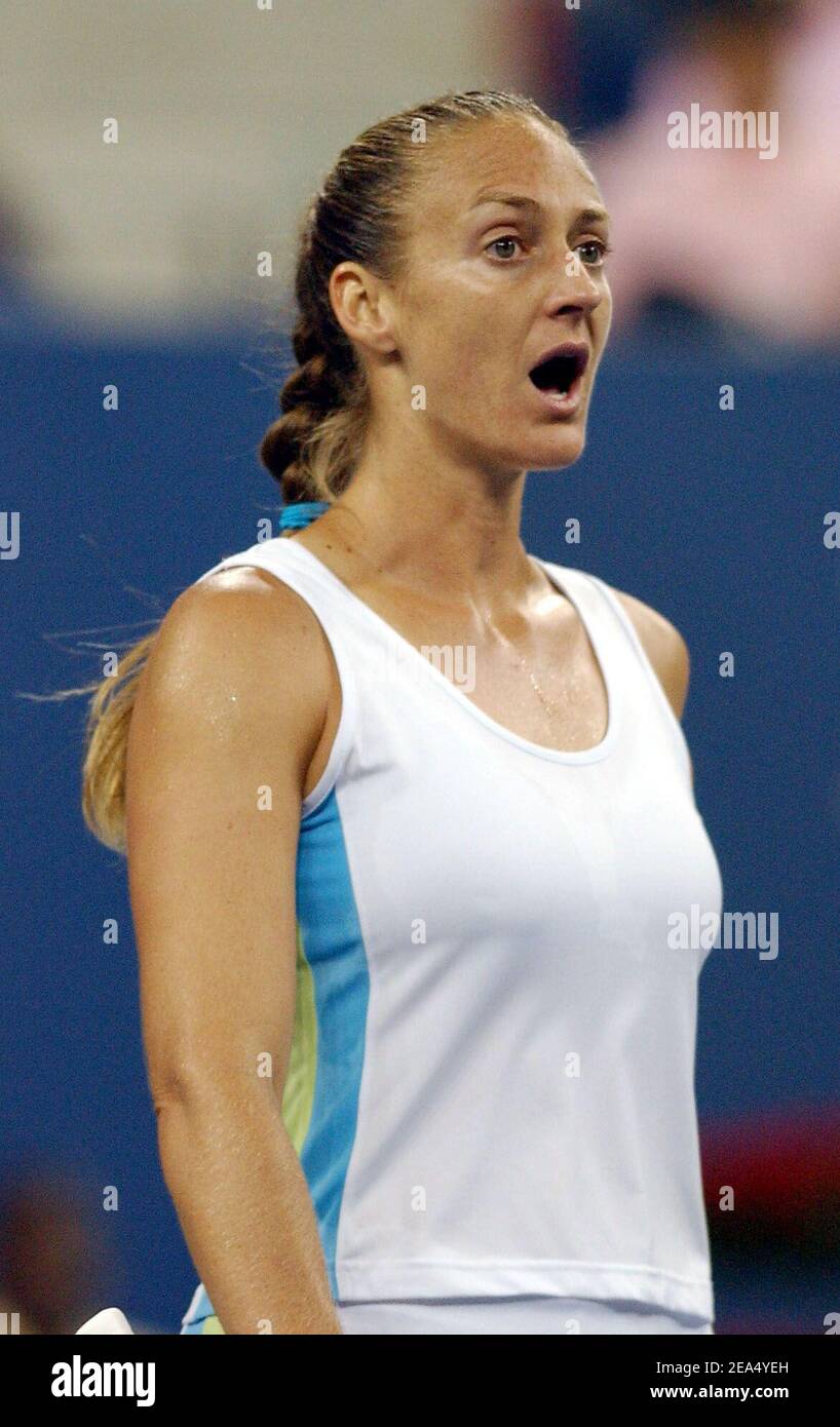France's Mary Pierce defeated Belgium's Justine Henin-Hardenne in her 4th round matchup of the 2005 US Open, held at the Arthur Ashe stadium in Flushing Meadows, New York on Monday September 5, 2005. Photo by Nicolas Khayat/ABACAPRESS.COM Stock Photo