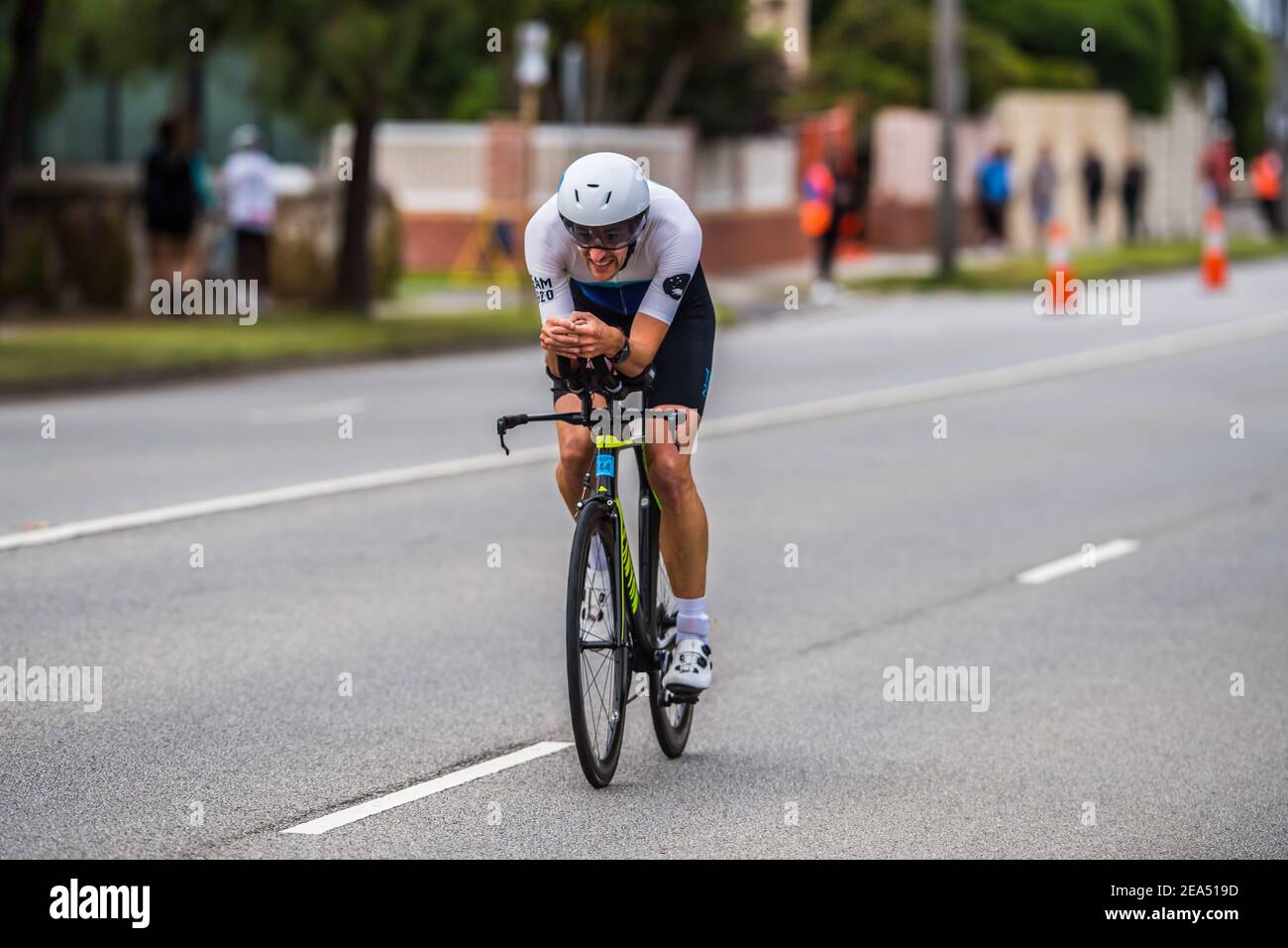 Olympic distance triathlon hires stock photography and images Alamy