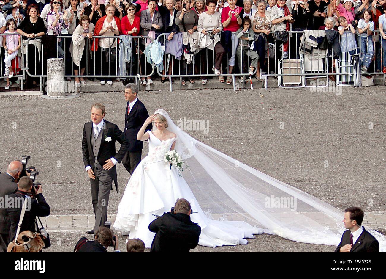 Photo : Delphine Arnault - Sorties du défilé de mode Louis Vuitton Hommes  printemps-été 2018 au Palais Royal à Paris, le 22 juin 2017. ©  CVS/Veeren/Bestimage - Purepeople