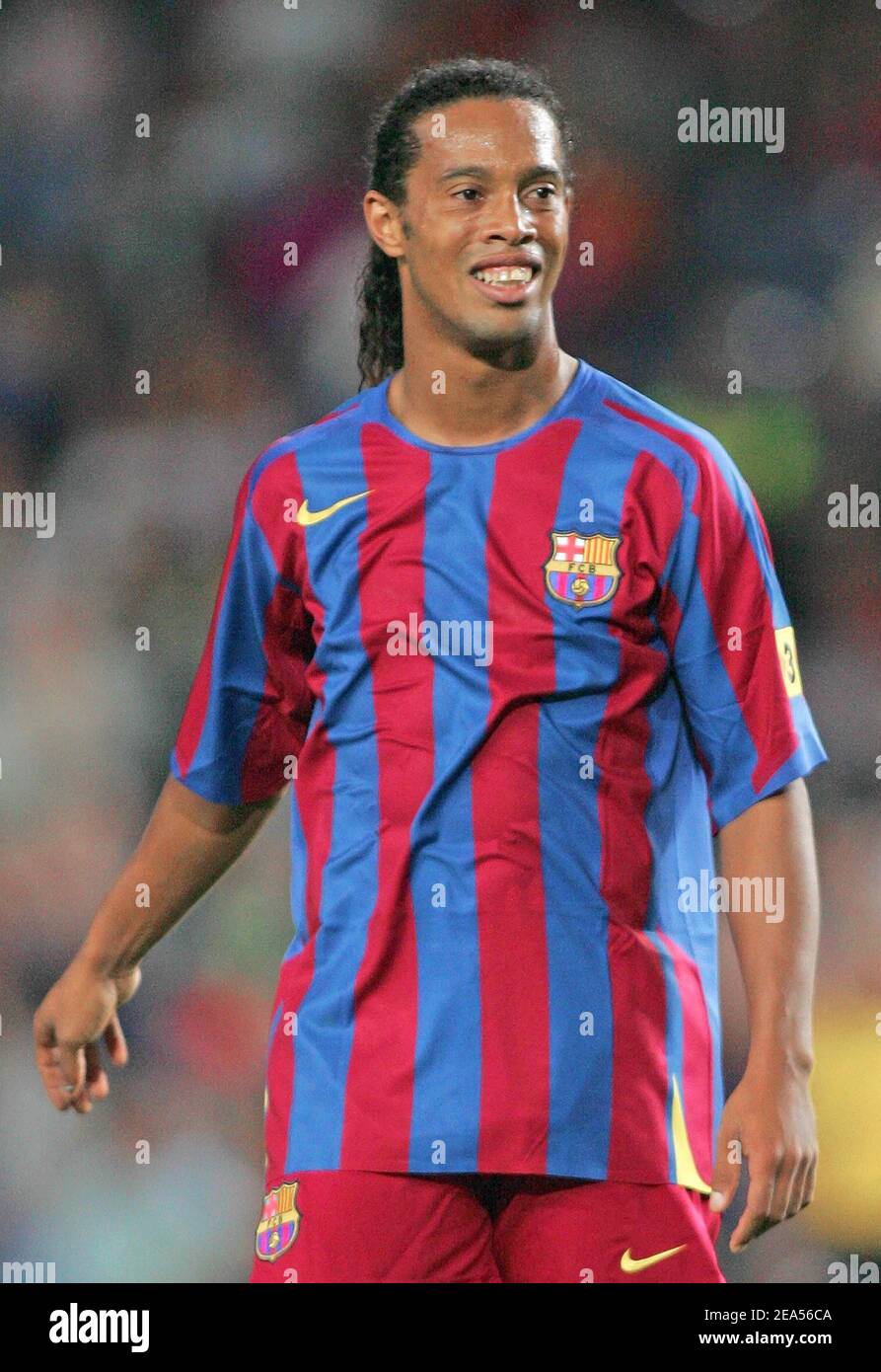 Barcellona, il figlio di Ronaldinho firma per le giovanili - Gianluca
