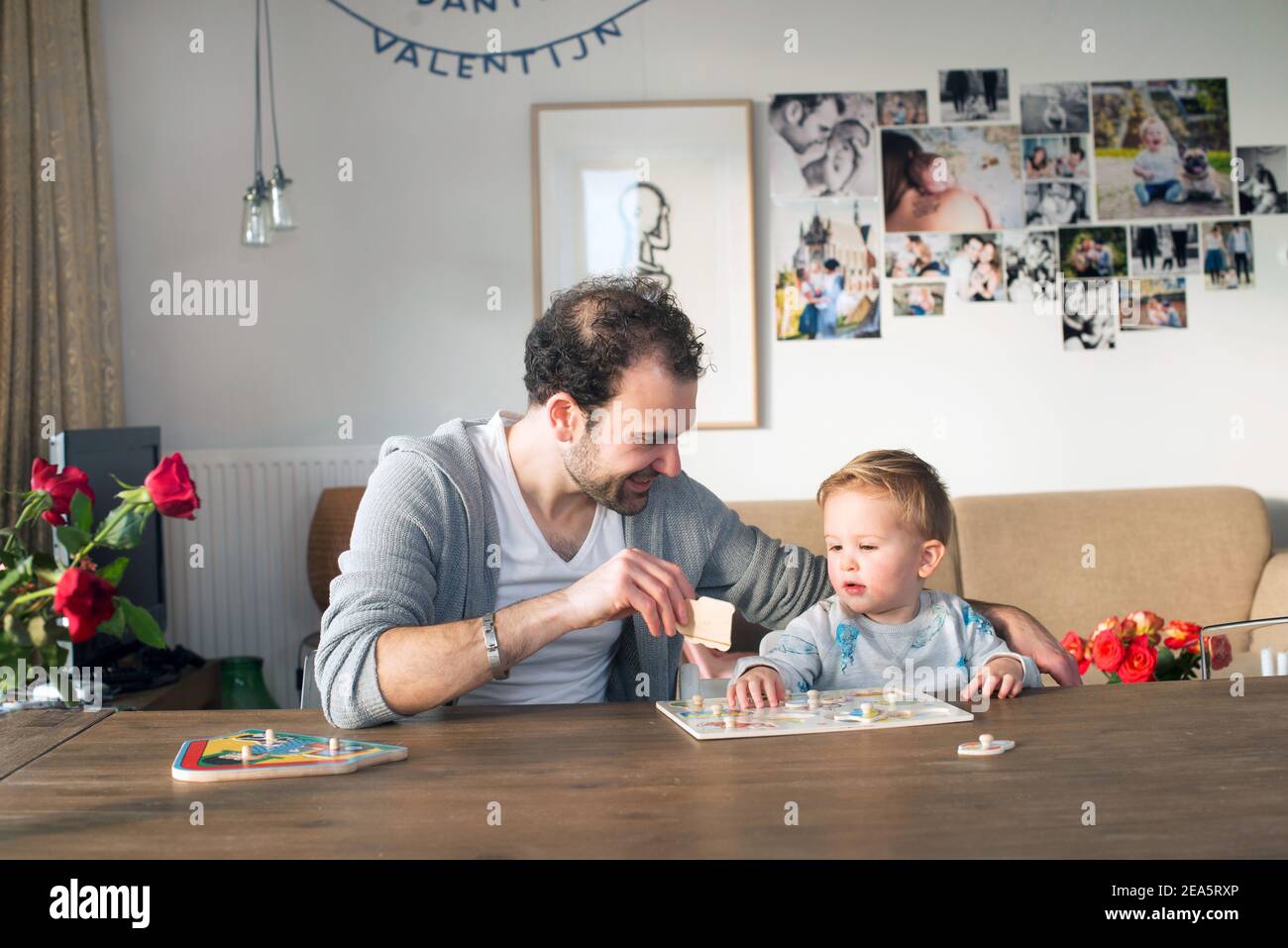 DAILY LIFE EVERYDAY FAMILY TIME Stock Photo