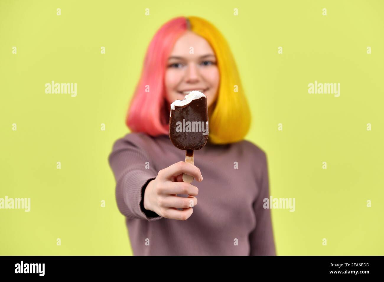 Half Eaten Chocolate Ice Cream In A Young Woman S Hand Close Up Stock Photo Alamy Half Eaten Chocolate Ice Cream In A Young Woman S Hand Close Up Stock Photo Alamy