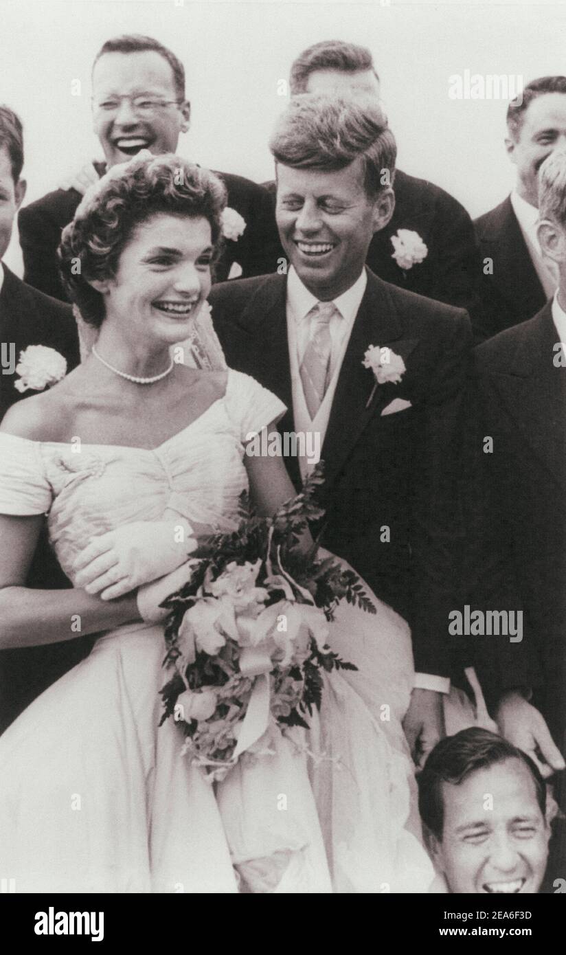 Jacqueline Bouvier married John F. Kennedy at St. Mary's Church in Newport, Rhode Island, on Sept. 12, 1953. The wedding reception was held at the bri Stock Photo