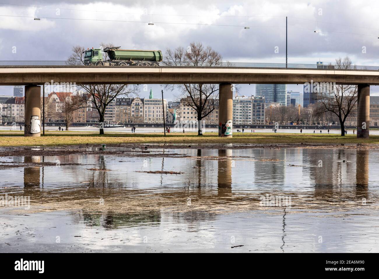 Flood on the Rhine at the Rheinkniebrucke in Dusseldorf center Stock