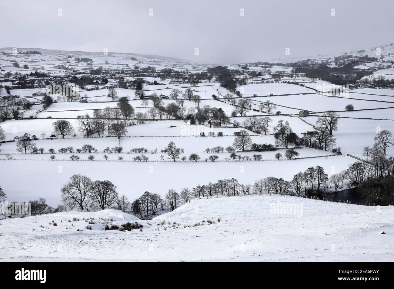 Middleton-in-Teesdale, County Durham, UK. 8th February 2021. UK Weather.  Snow blankets the ground near Middleton-in-Teesdale as the Beast from the East II begins to bite in northern England. Credit: David Forster/Alamy Live News Stock Photo