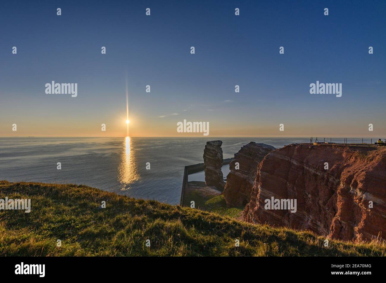 Sonnenaufgang auf island hi-res stock photography and images - Alamy