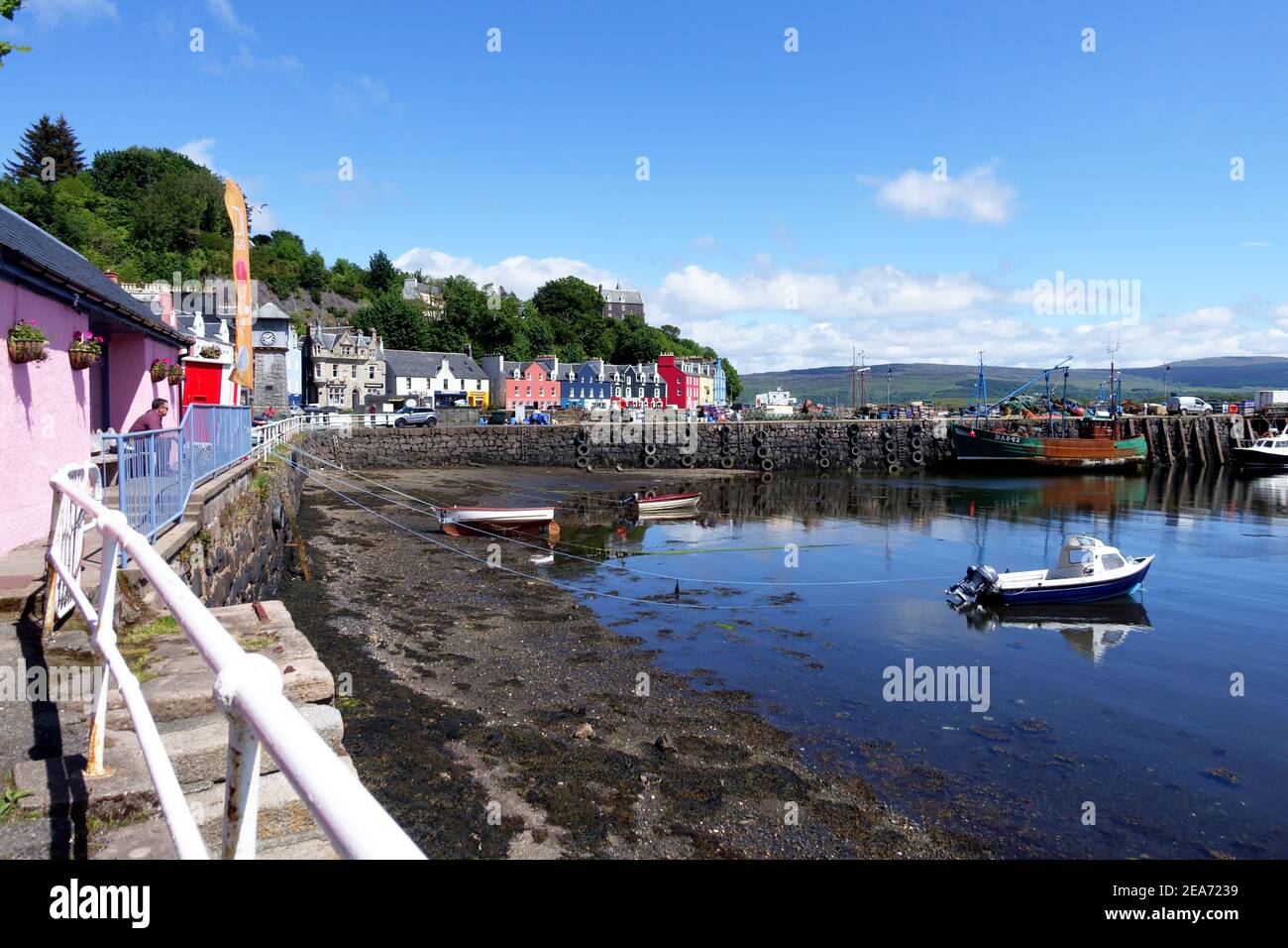 Tobermory, Isle of Mull: Coloured houses on the village main street. Stock Photo