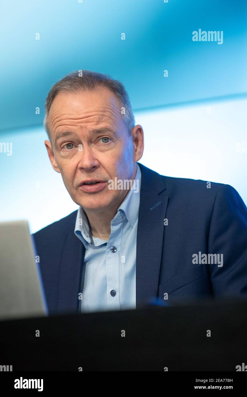 Stuttgart, Germany. 08th Feb, 2021. Stefan Brink, Baden-Württemberg's State Commissioner for Data Protection and Freedom of Information, speaks during the presentation of the Data Protection Report 2020. Credit: Sebastian Gollnow/dpa/Alamy Live News Stock Photo