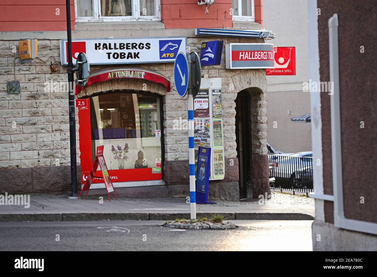 MJÖLBY, SWEDEN- 18 OCTOBER 2020: Tobacco shop / kiosk in Mjölby Stock Photo 