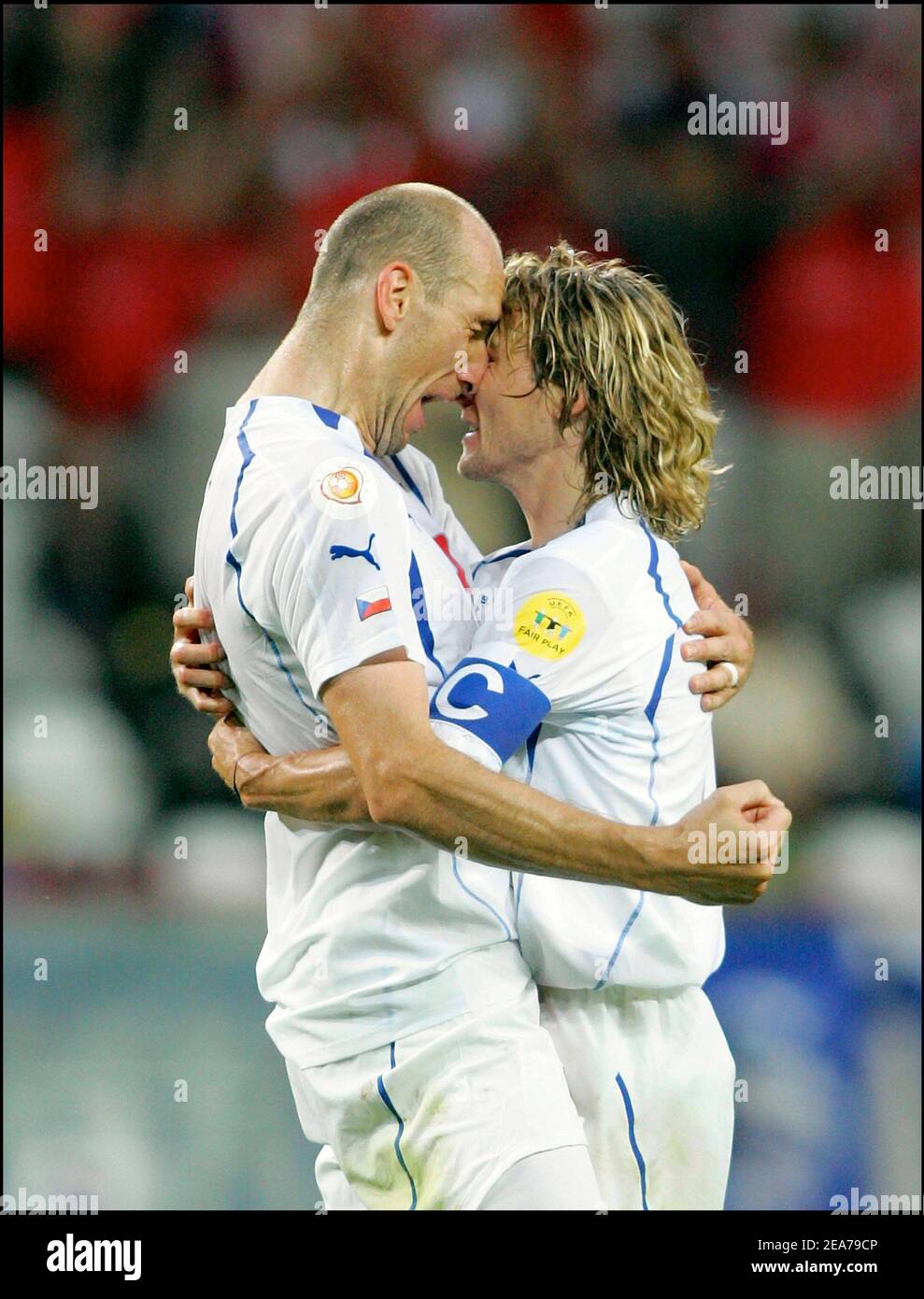 Czech Republic's Jan Koller and Pavel Nedved during Euro 2004 in Portugal on June 19, 2004. Photo by Christian Liewig/ABACAPRESS.COM Stock Photo