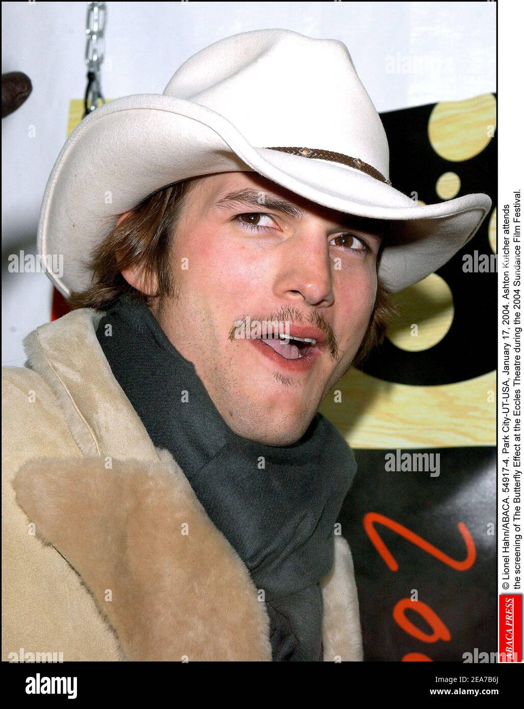 © Lionel Hahn/ABACA. 54917-4. Park City-UT-USA, January 17, 2004. Ashton Kutcher attends the screening of The Butterfly Effect at the Eccles Theatre during the 2004 Sundance Film Festival. Stock Photo