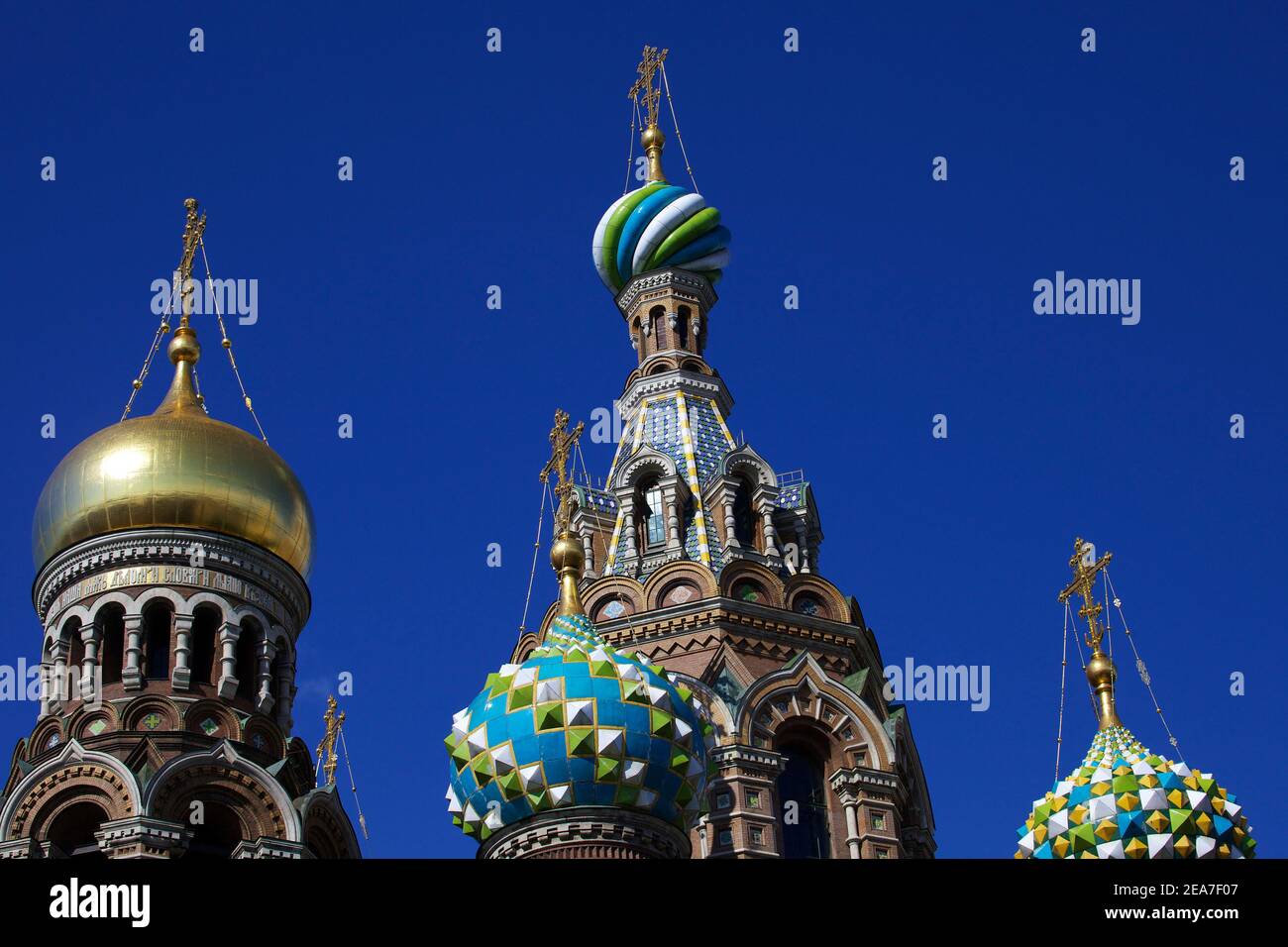 Onion Domes and Crosses, The Church of the Resurrection of Christ, The Saviour on the Spilled Blood, UNESCO World Heritage Site, St. Petersburg, Russi Stock Photo