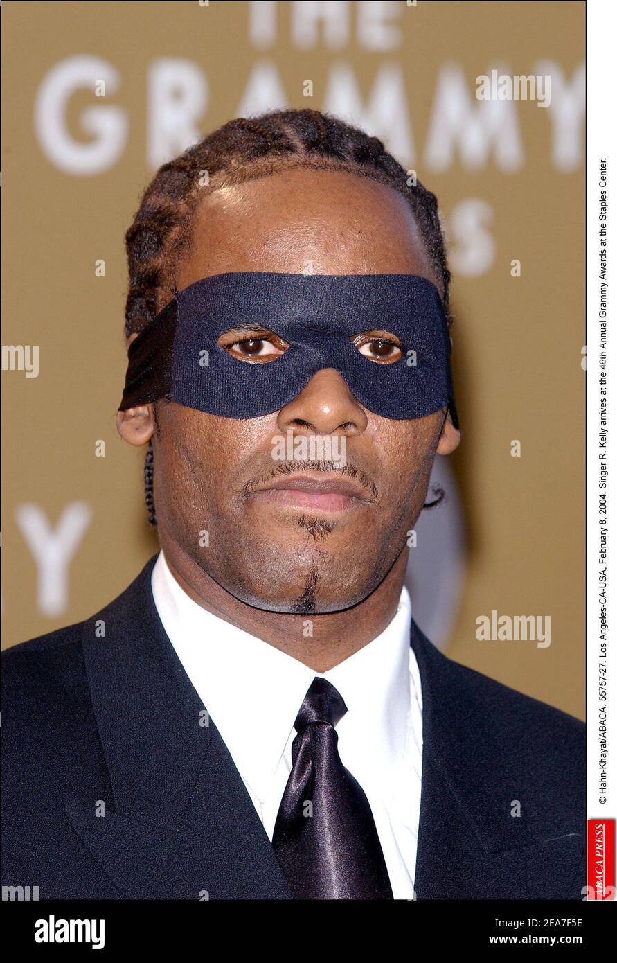 Hahn-Khayat/ABACA. 55757-27. Los Angeles-CA-USA, February 8, 2004. Singer R.  Kelly arrives at the 46th Annual Grammy Awards at the Staples Center Stock  Photo - Alamy