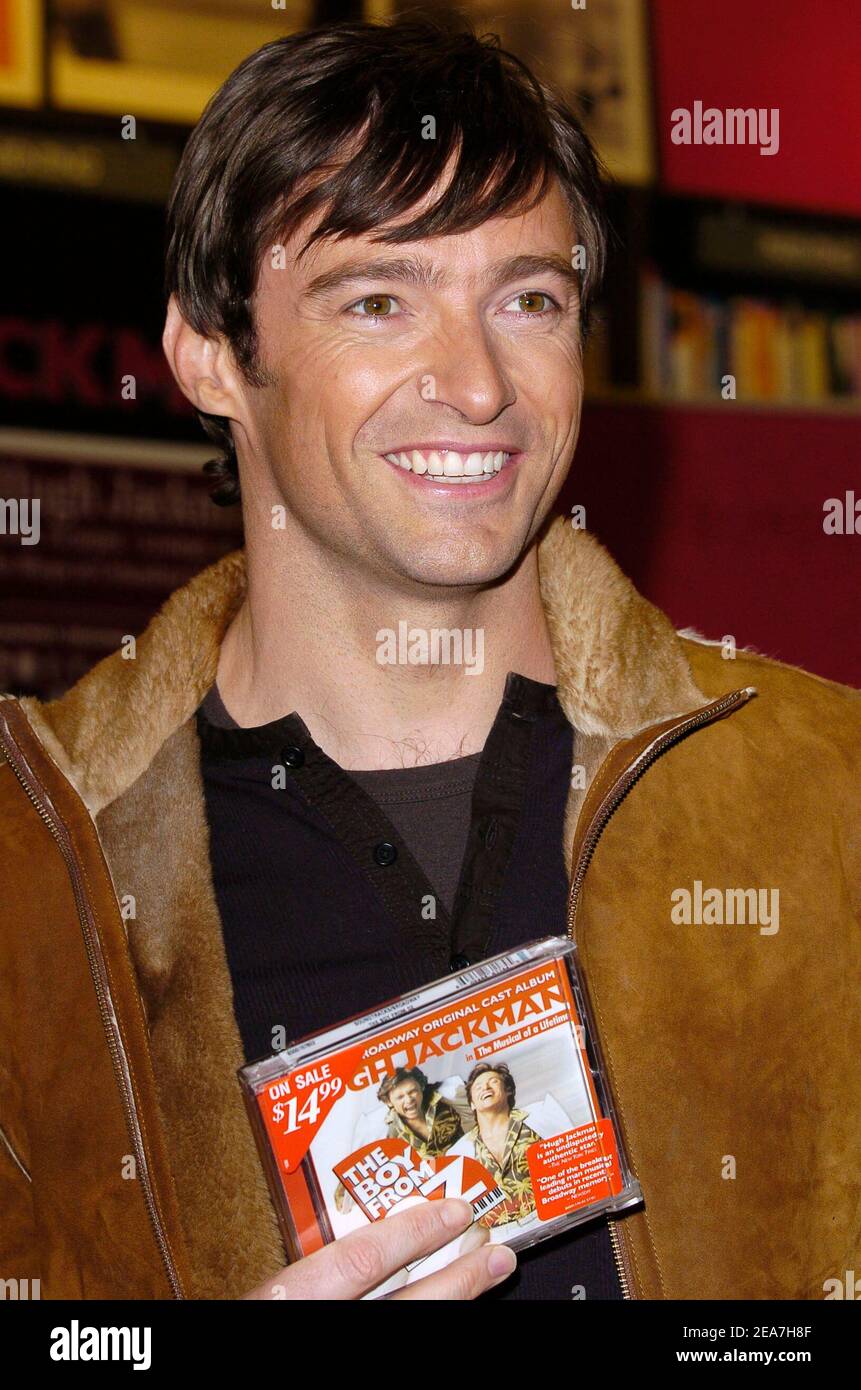 The Boy From Oz Cast