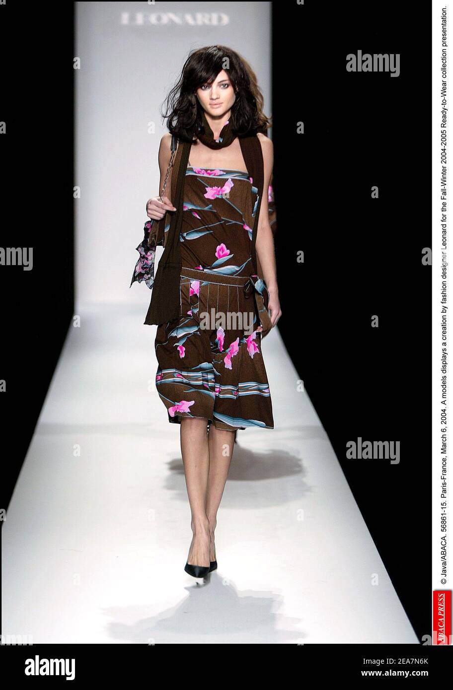 © Java/ABACA. 56861. Paris-France, March 6, 2004. A model displays a creation by fashion designer Leonard for the Fall-Winter 2004-2005 Ready-to-Wear collection presentation. Stock Photo