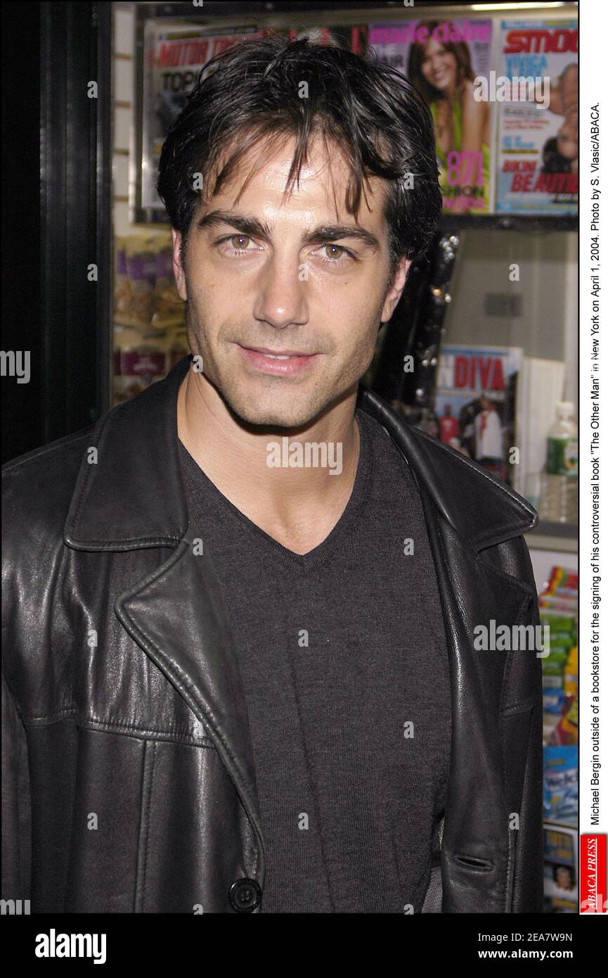 Michael Bergin outside of a bookstore for the signing of his controversial book The Other Man in New York on April 1, 2004. Photo by S. Vlasic/ABACA. Stock Photo