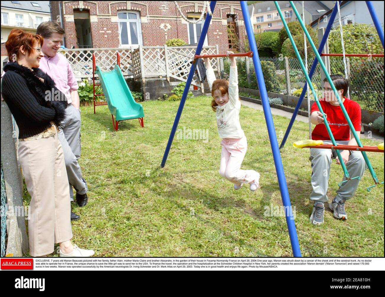 EXCLUSIVE. Sevenyearold Manon Beauvais pictured with her family