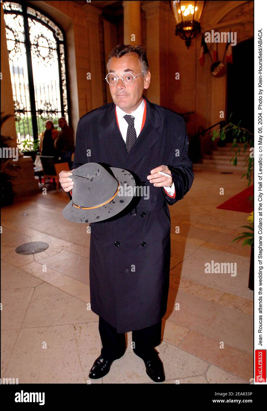 Jean Roucas attends the wedding of Stephane Collaro at the City Hall of Levallois on May 06, 2004. Photo by Klein-Hounsfield/ABACA. Stock Photo