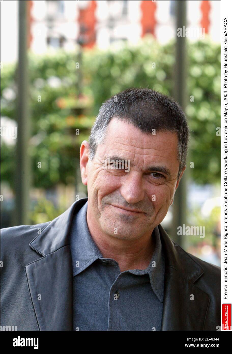 French humorist Jean-Marie Bigard attends Stephane Collaro's wedding in Levallois on May 5, 2004. Photo by Hounsfield-klein/ABACA. Stock Photo