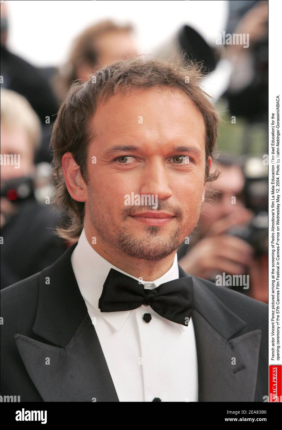 Swiss actor Vincent Perez pictured arriving at the screening of Pedro Almodovar's film La Mala Educacion (The Bad Education) for the opening ceremony of the 57th Cannes Film Festival in Cannes-France on Wednesday May 12, 2004. Photo by Hahn-Nebinger-Gorassini/ABACA. Stock Photo