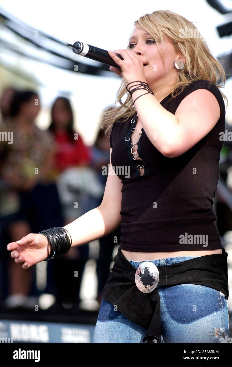 Hilary Duff performing at 102.7 KIIS FM's Wango Tango On-Air Concert 2004. Event held at the Rose Bowl in Pasadena CA on May 15, 2004. (Pictured: Hilary Duff) Photo by: Tim Mosenfelder/ABACA Stock Photo