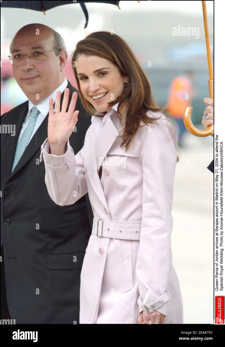 Queen Rania of Jordan arrives at Barajas airport in Madrid on May 21, 2004 to attend the Spanish Royal Wedding. Photo by Ammar-Hounsfield-Klein-Mousse-Zabulon/ABACA. Stock Photo