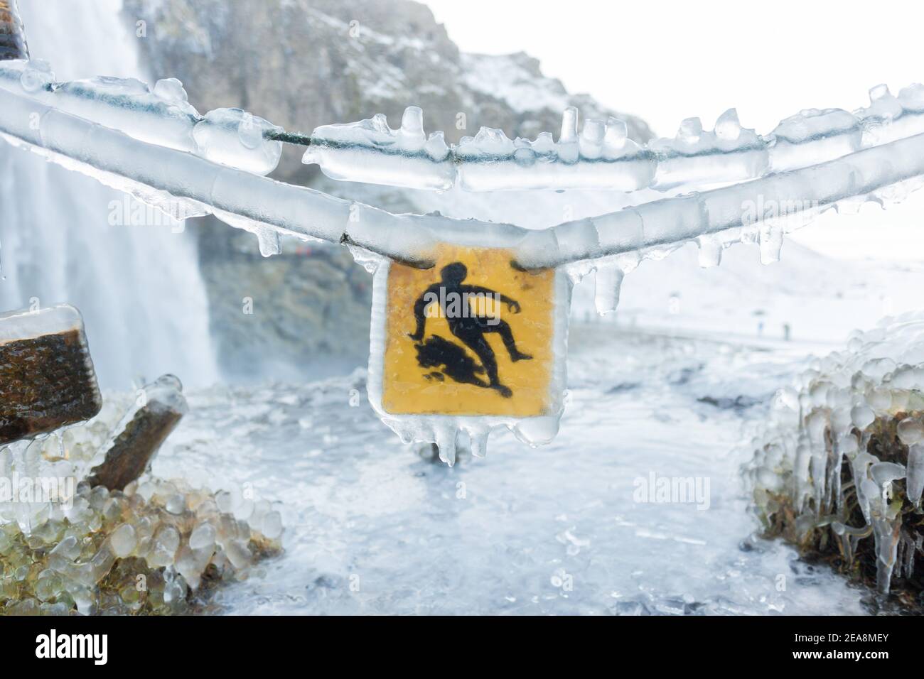Slippery path sign, Icel Stock Photo - Alamy